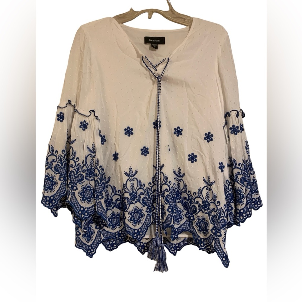 Karen Kane embroidered bell sleeve top women’s size Small blue and white
